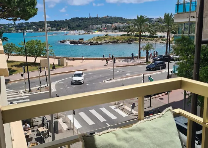 Apartment Devant La *